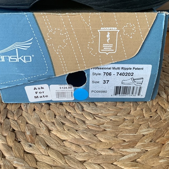 Ladies Dansko Professional Multi Ripple Patent Size 37 - Picture 2 of 16